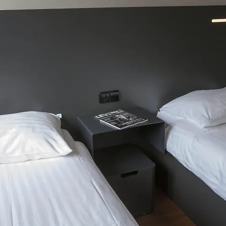 מלון Easyhotel Centre האג