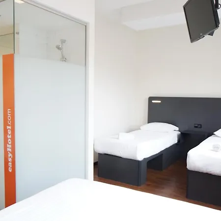 Easyhotel Centre מלון האג