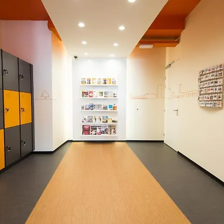 מלון Easyhotel Centre האג